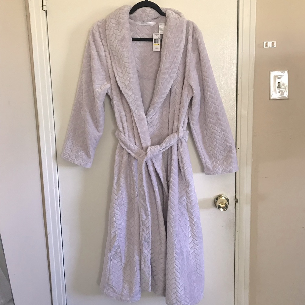 NWT plush robe